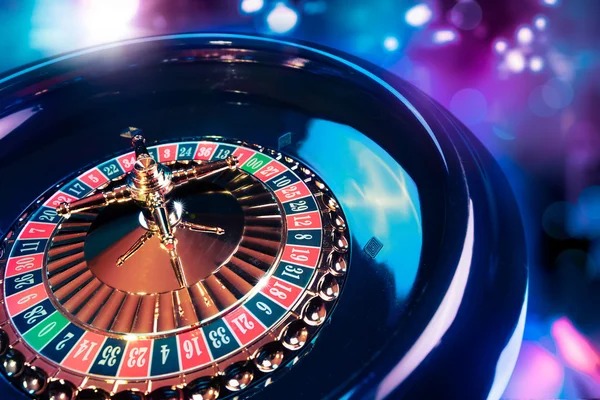 erek rambutan live blackjack table with dealer and multi-camera broadcast